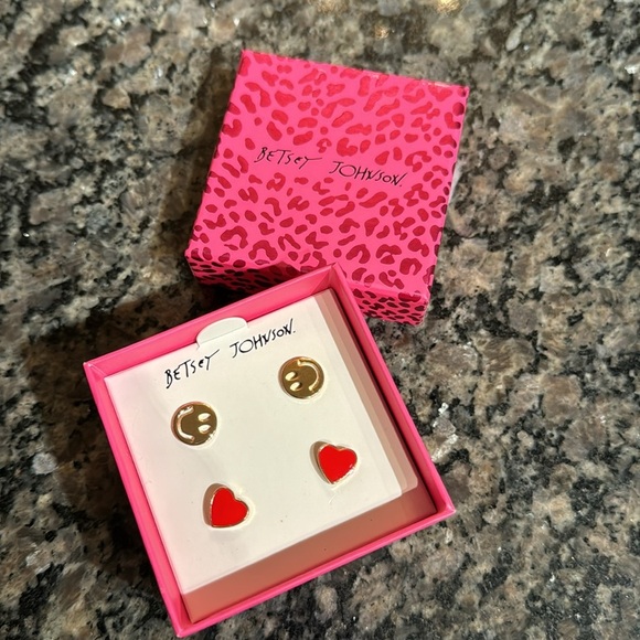 Betsy Johnson earning set NIB - Picture 3 of 4